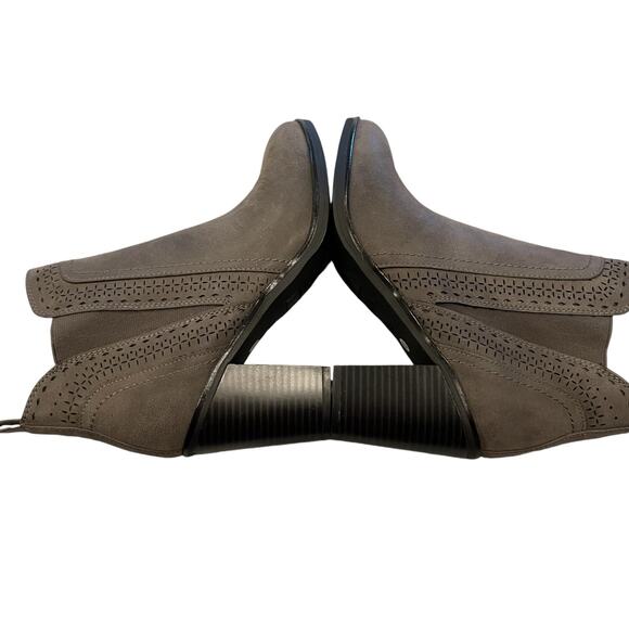 MIA Boot Sutton 10 Gray Bootie Southwest Boho Ankle Fall Fashion - Picture 5 of 9